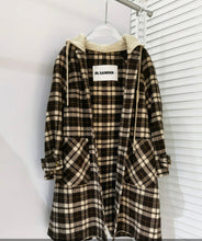 Load image into Gallery viewer, Jill Sanders Plaid Jacket
